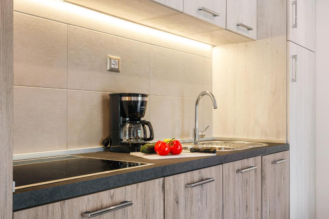 Premium Camping Homes Santa Marina, Lanterna Tar-Vabriga Екстериор снимка