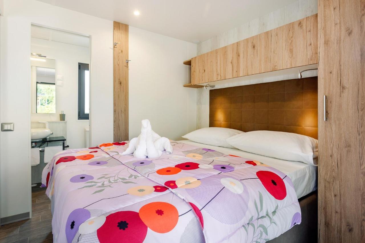 Premium Camping Homes Santa Marina, Lanterna Tar-Vabriga Екстериор снимка